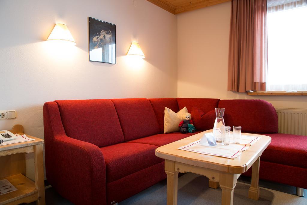 Ferienhaus Aurora Kals-am Großglockner Exterior foto